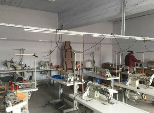 针织服装厂收发员 服装生产流通中的关键纽带