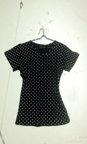 针织圆领，织就品质——走进张涛的针织服装加工厂